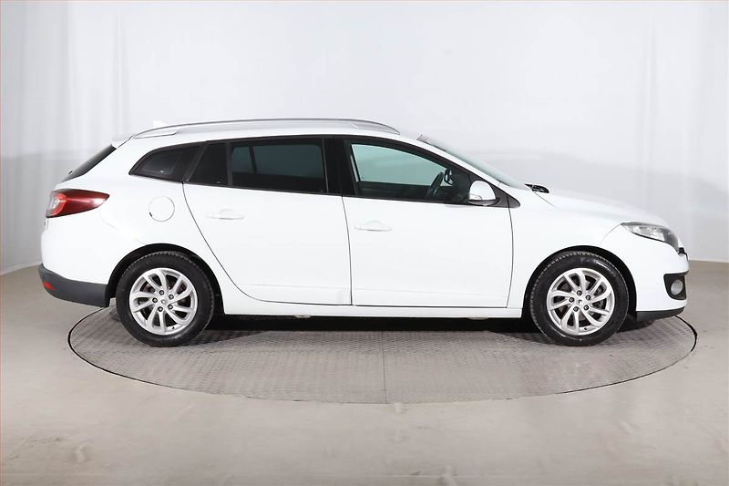Renault Mégane (2013) 1.5 dCi, Automat, Tempomat - fotka 6 z 20