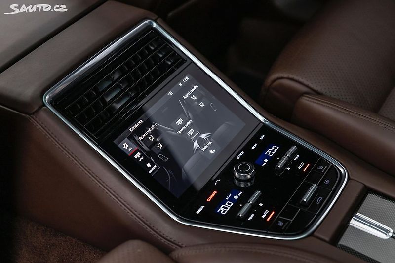 Porsche Panamera 4S Diesel*Záruka*plná výbava - fotka 42 z 50