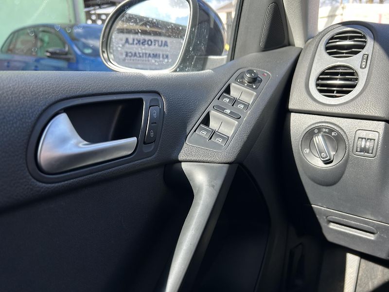 Volkswagen Tiguan (2015) 1.4 TSi 92KW pravidelný servis - fotka 23 z 35