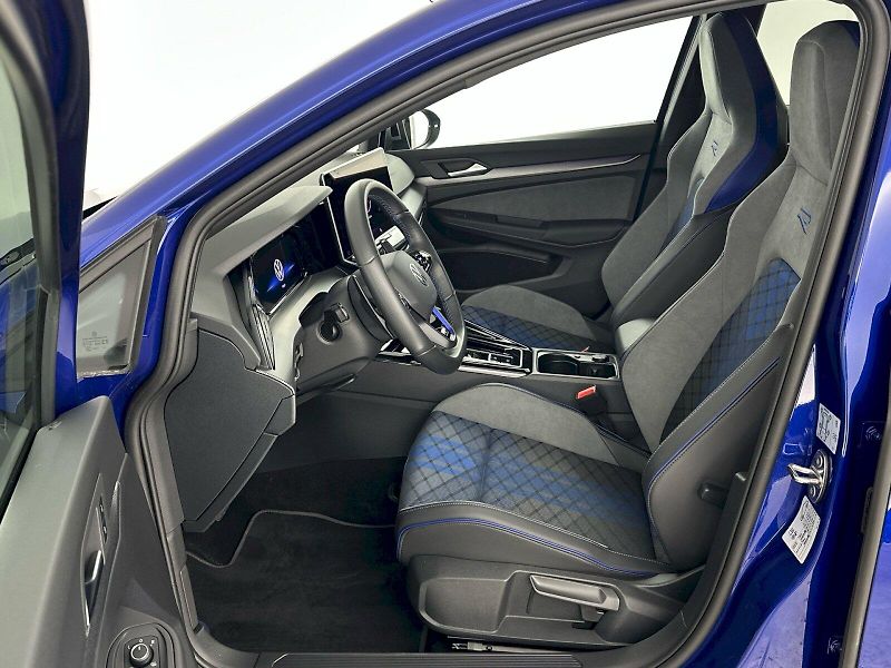 Volkswagen Golf (2025) R 2.0 TSI 245kW 4Motion DSG - fotka 7 z 36