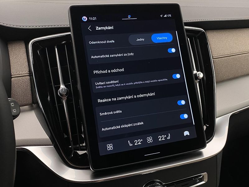 Volvo XC90 (2026) B5 AWD AUT CORE 7míst - fotka 51 z 56