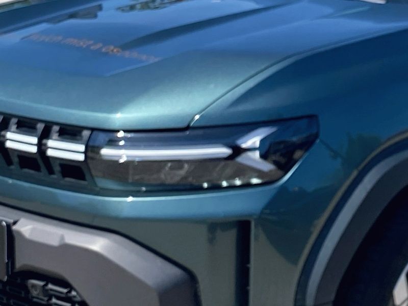 Dacia Duster (2025) Extreme Hybrid 140 - fotka 7 z 18