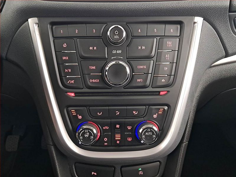 Opel Mokka (2015) 1.7 CDTI, Serv.kniha, Tempomat - fotka 15 z 17