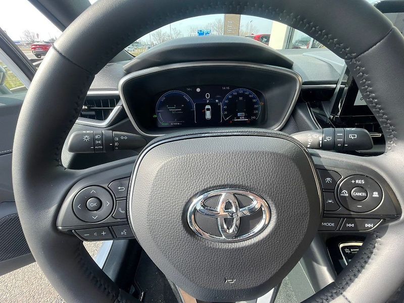 Toyota Corolla 1.8 Hybrid Comfort Business - fotka 20 z 28