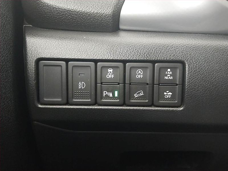 Suzuki Vitara (2016) 1.6 DDiS, 4X4, Kůže, Navi - fotka 18 z 21