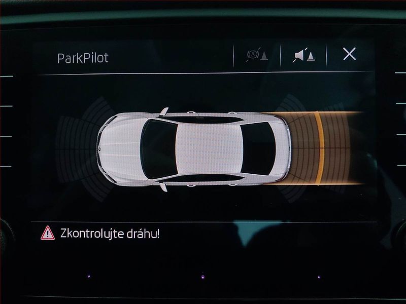 Škoda Octavia (2017) Style 1.4 TSI, Tempomat - fotka 20 z 20