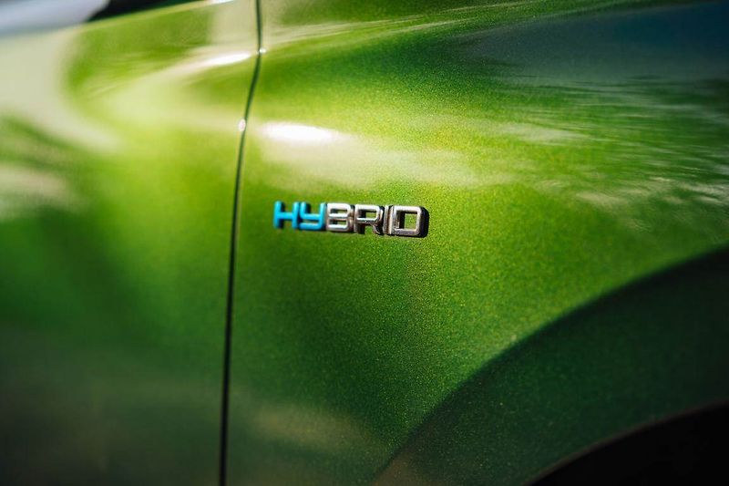 Peugeot 308 (2022) Allure Hybrid 180 - fotka 11 z 26