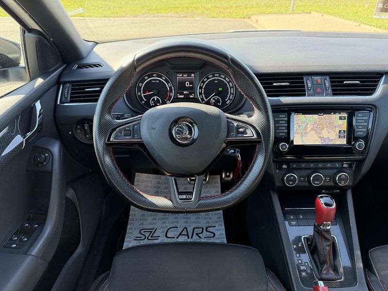Škoda Octavia RS 2.0 TSI CHALLENGE DSG XENON - fotka 14 z 49