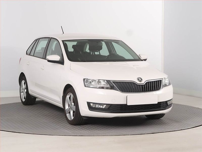 Škoda Rapid (2019) Spaceback 1.0 TSI, ČR,1.maj - fotka 1 z 14