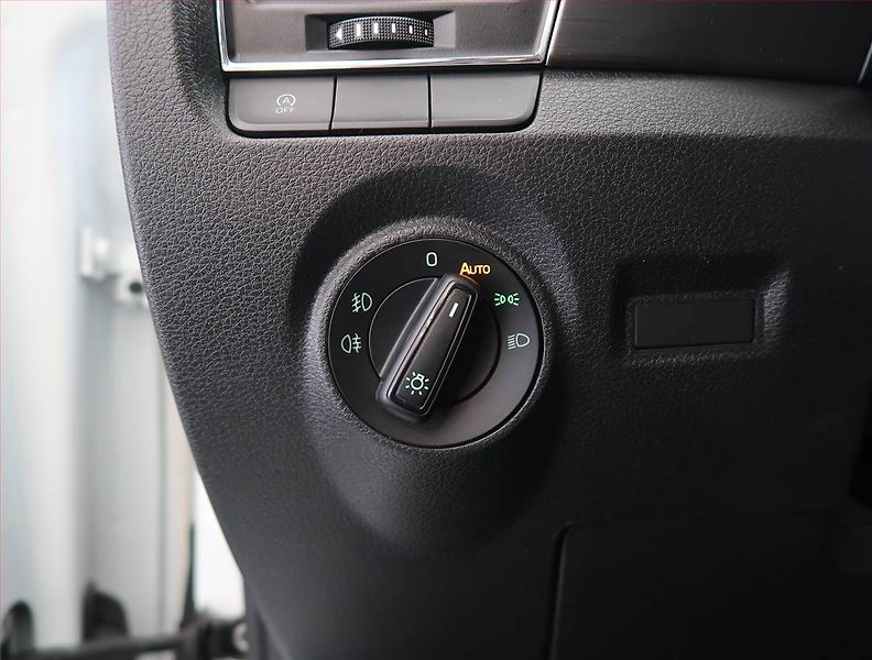 Škoda Fabia (2019) Style 1.0 TSI, Serv.kniha - fotka 21 z 23