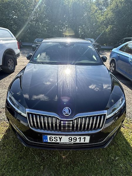 Škoda Superb (2020) Velice zachovale auto - fotka 2 z 16