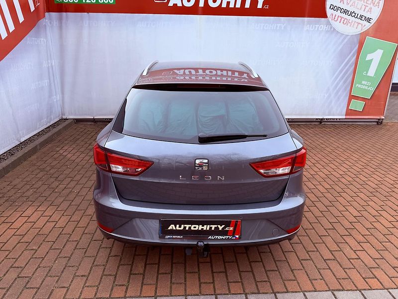 Seat Leon 1.6 TDi DSG, Tažné, Navi - fotka 8 z 29