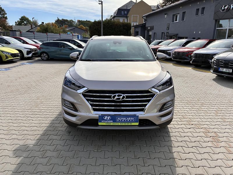 Hyundai Tucson 1.6T-GDI 130kW DCT STYLE       - fotka 2 z 26