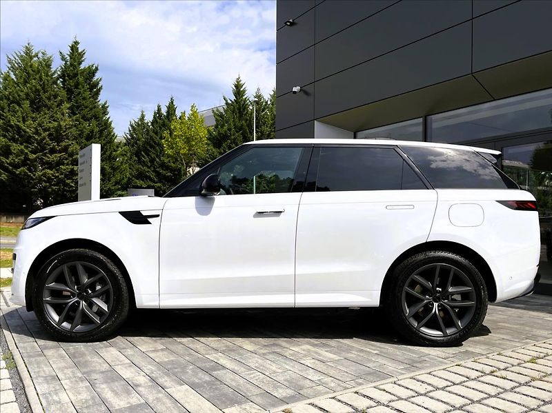 Land Rover Range Rover Sport (2026) 3,0 D300 DYNAMIC HSE - fotka 2 z 35