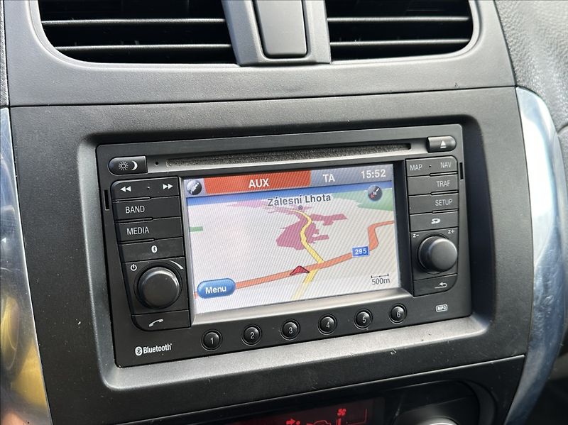Suzuki SX4 2,0 DDiS 135PS  Style 4x4 - fotka 35 z 51