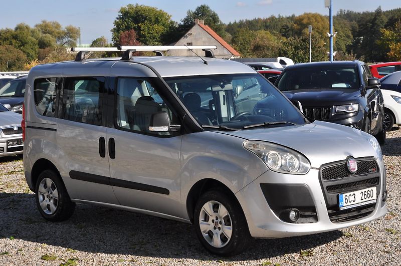 Fiat Dobló 1.3JTD 66kW 5.míst - fotka 2 z 10