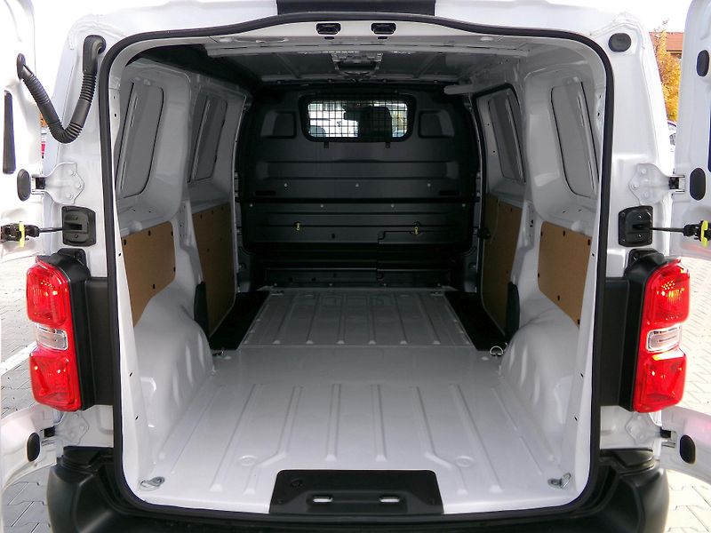 Toyota ProAce (2025) L1 ACTIVE MULTI NAVI 1,5D  - fotka 9 z 13