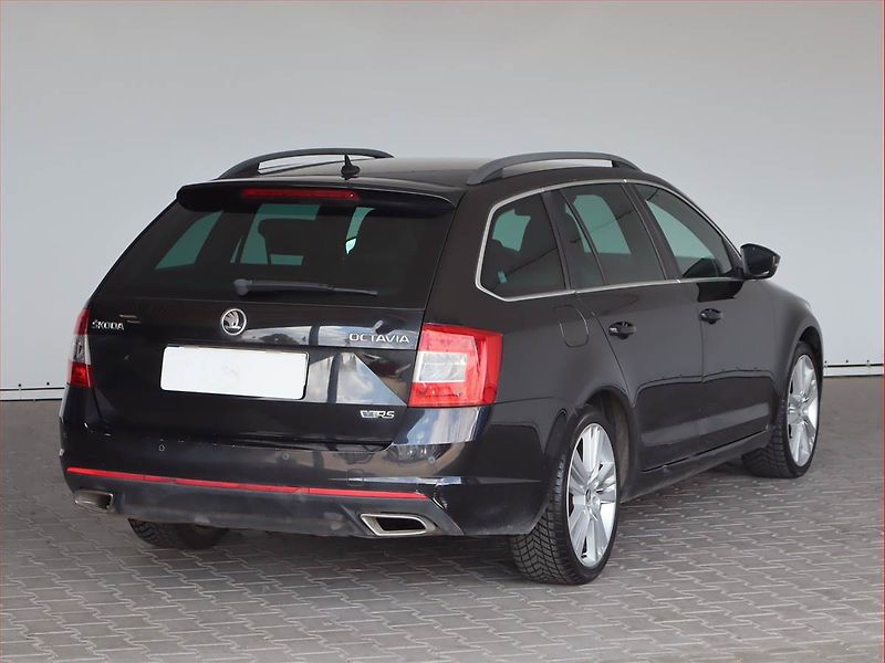 Škoda Octavia (2014) RS 2.0 TDI, Automat, Navi - fotka 5 z 25
