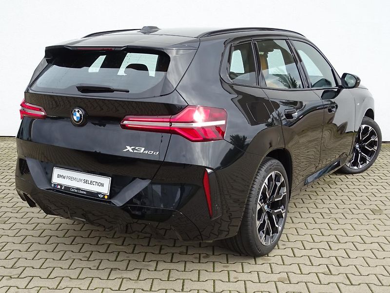BMW X3 xDrive 40d - fotka 3 z 6
