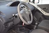Toyota Yaris 1,0 i 51KW ZAD. PARK. SENZORY - náhled 16
