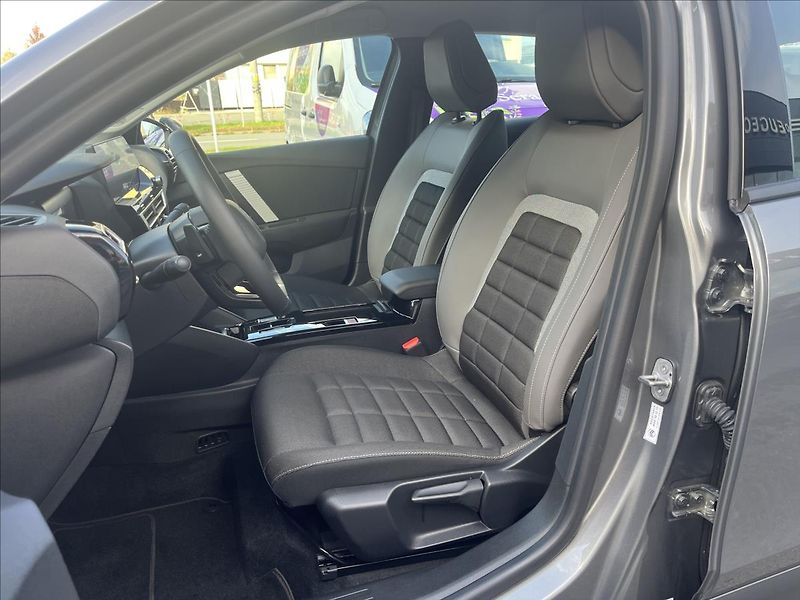 Citroën C4 1,2 PT  Hybrid Plus-Záruka - fotka 9 z 23