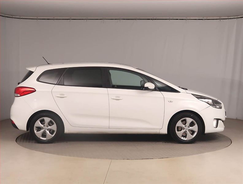 Kia Carens (2015) 1.6 GDI, Serv.kniha, Tempomat - fotka 6 z 15