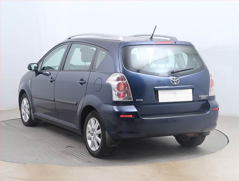 Toyota Corolla Verso (2004) 1.8, Tempomat - fotka 4 z 14