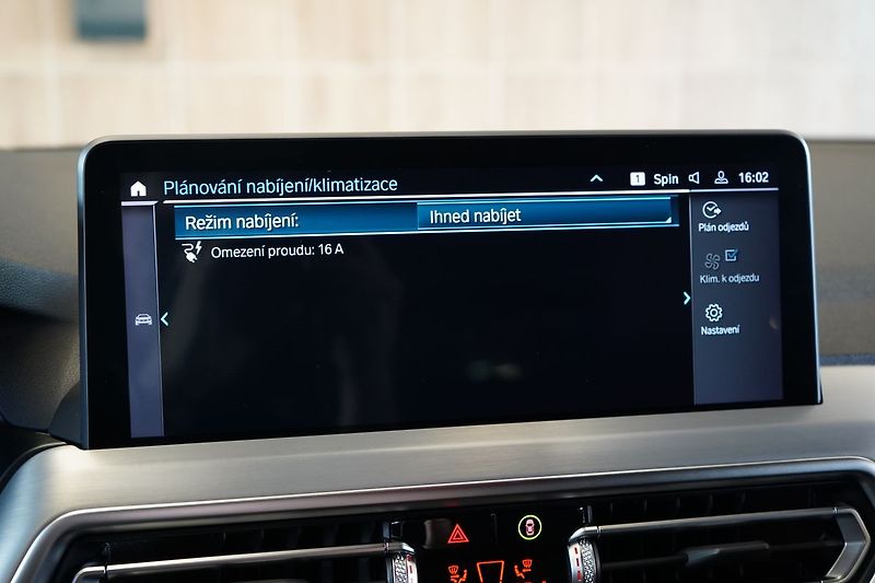 BMW X3 30e xDrive, M Sport, Head-up - fotka 27 z 42