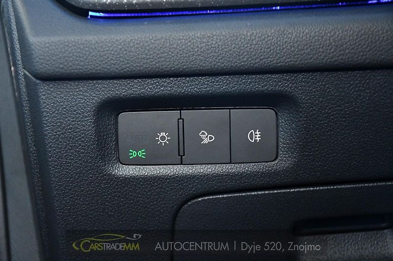 Škoda Octavia 2.0TDi Top Selection DSG ACC  - fotka 28 z 55