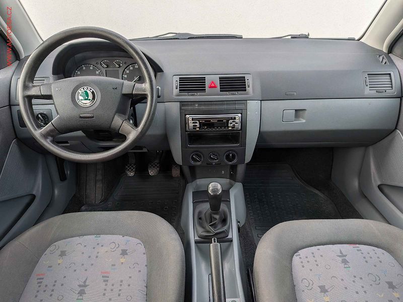 Škoda Fabia (2003) 1.2 12V, 2.maj,ČR, Klima - fotka 8 z 17
