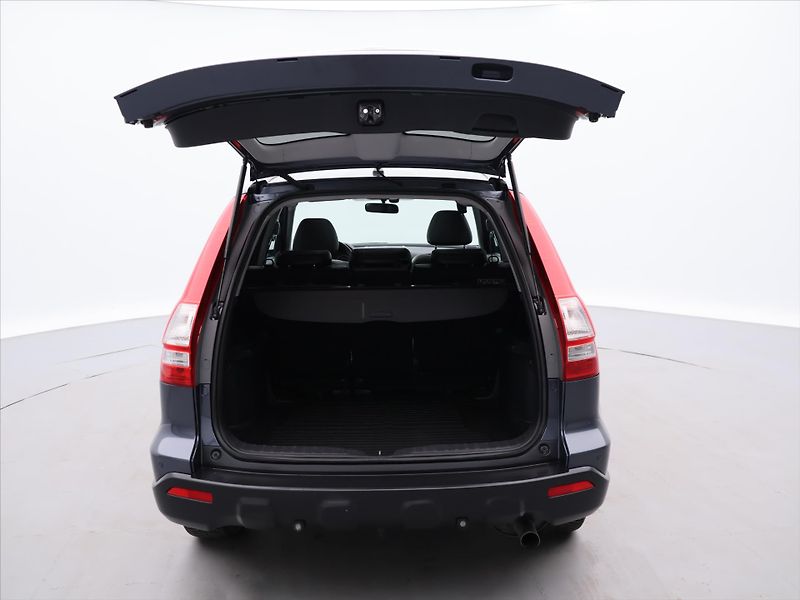 Honda CR-V 2,0 i 110kW 4x4 Exekutive CZ - fotka 9 z 32