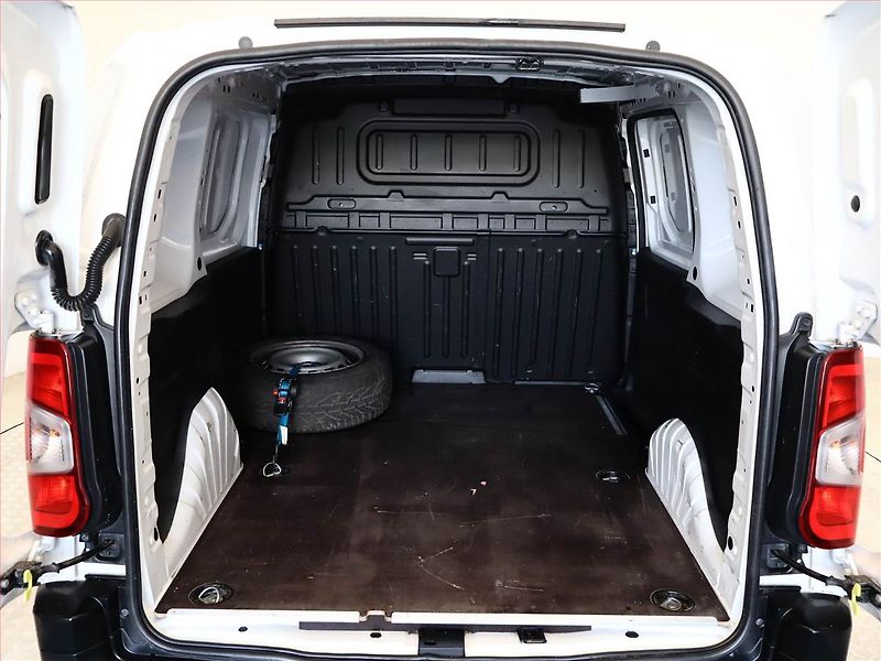 Opel Combo (2020) 1.6 CDTI, ČR, DPH - fotka 10 z 13