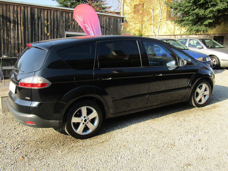 Ford S-MAX (2008) 1.8 TDCi 92kW  7 MÍST - fotka 10 z 35