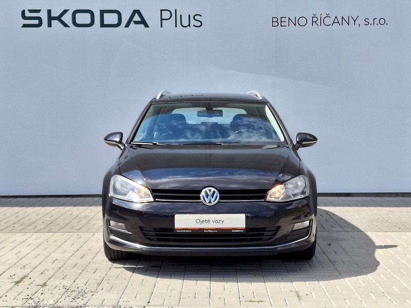 Volkswagen Golf (2015) Variant HighLine 1,6TDi 77kW - fotka 4 z 32
