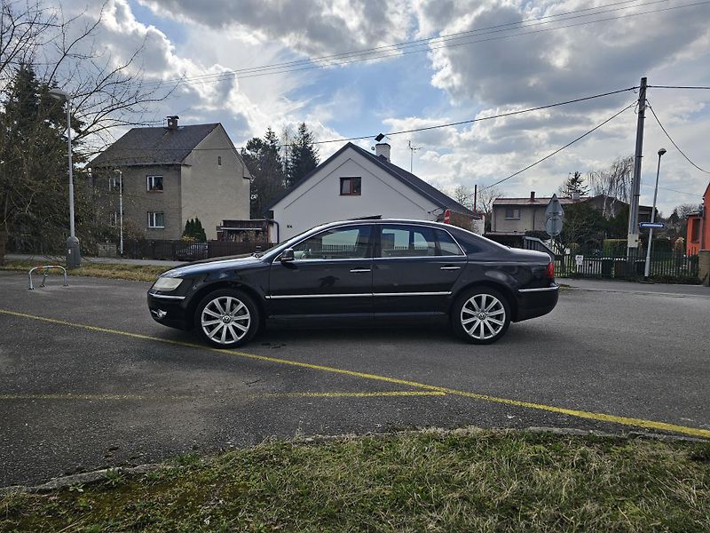 Volkswagen Phaeton (2007) 3.0TDI, 4x4, MĚCHY, ŠíBR - fotka 2 z 16