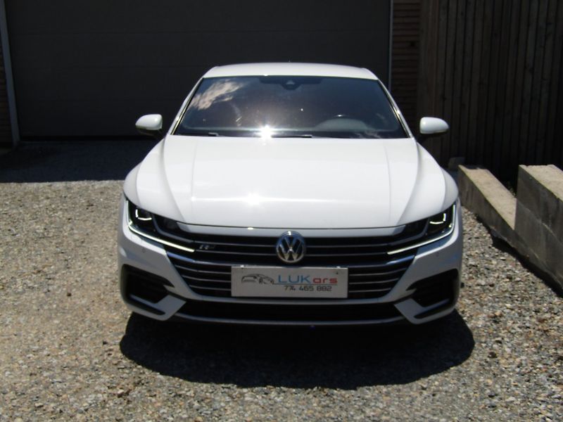 Volkswagen Arteon (2019) 2.0 TDI 140kW R-Line - fotka 6 z 44