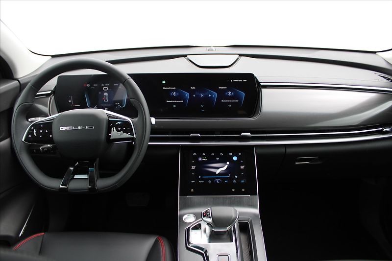 BAIC X7 1.5T 130kW A/T LED PANORAMA - fotka 14 z 32