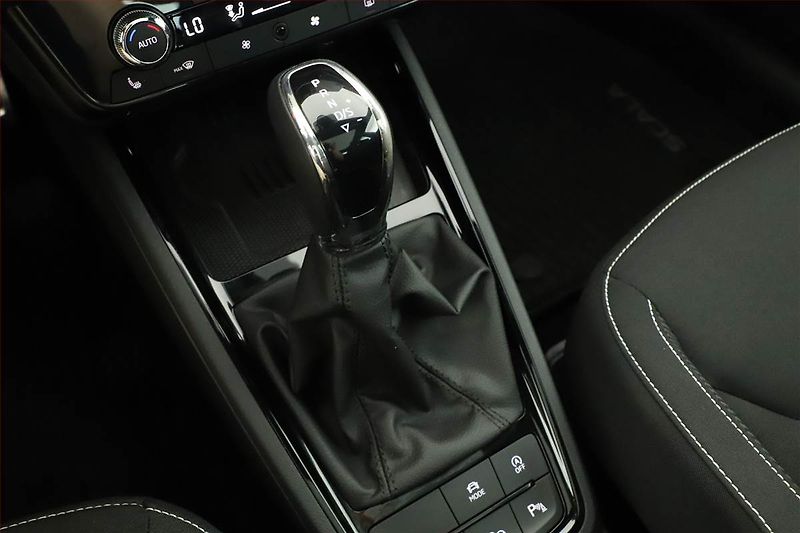 Škoda Scala (2024) Monte Carlo 1.5 TSI - fotka 15 z 21