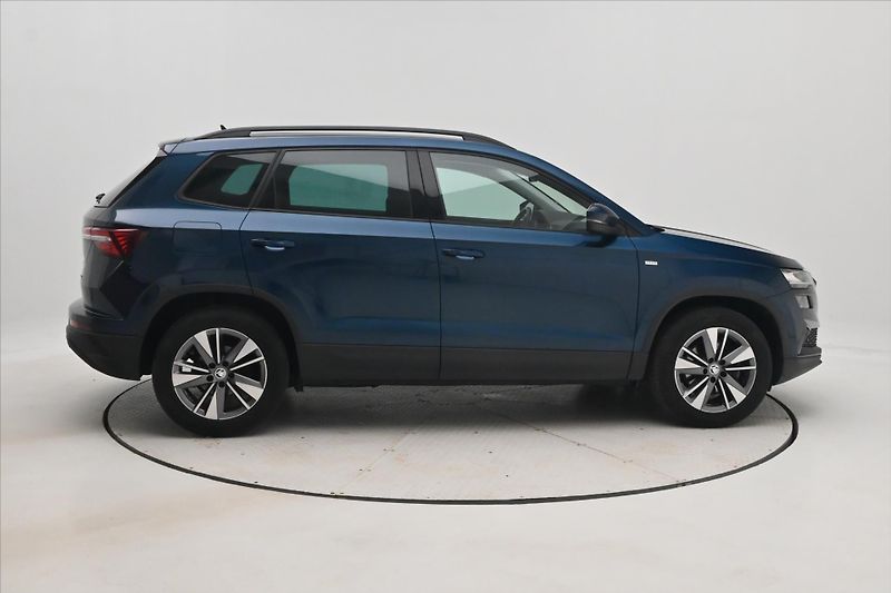 Škoda Karoq 2,0 TDI 110 kW 4x4 DSG TOUR Zá - fotka 4 z 31