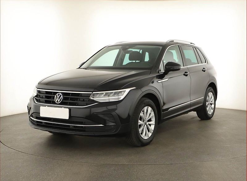Volkswagen Tiguan (2022) Life 2.0 TDI - fotka 2 z 20