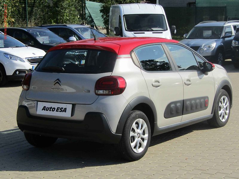 Citroën C3 (2019) 1.2 PT, 2.maj,ČR, Feel, STK7 - fotka 4 z 20