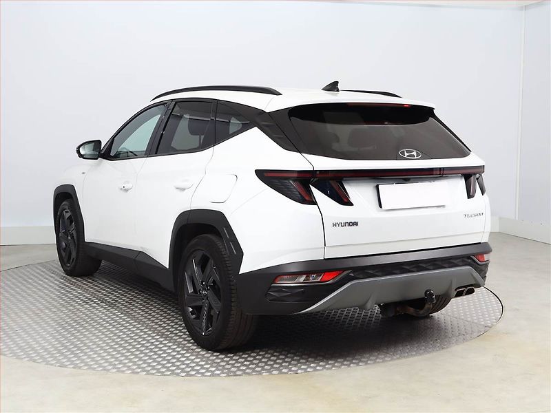 Hyundai Tucson (2023) 1.6 T-GDI 48V MHEV - fotka 4 z 18