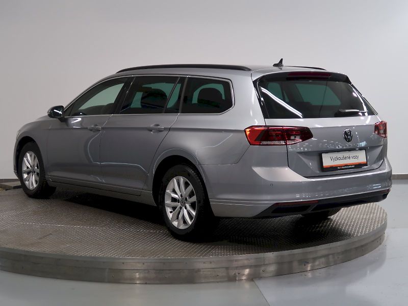 Volkswagen Passat (2023) BUSINESS PREMIUM 2.0TDI 90KW T - fotka 7 z 37