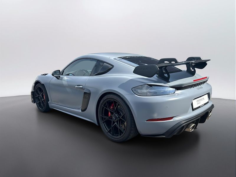 Porsche Cayman 718 GT4 RS - fotka 6 z 30