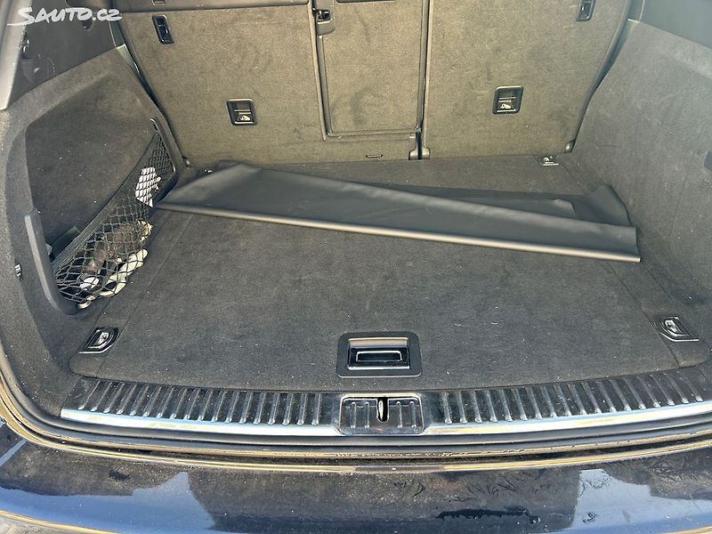 Porsche Cayenne (2013) 3.0 D 180 KW - fotka 13 z 28
