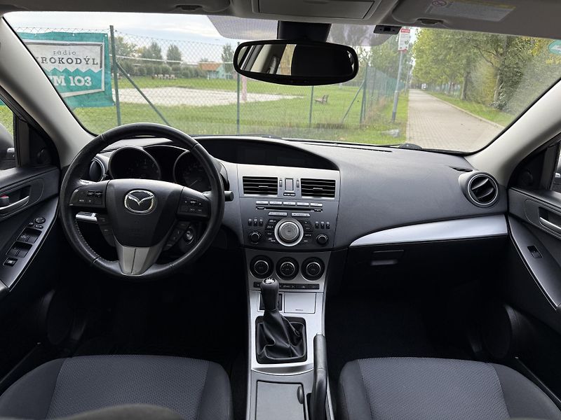 Mazda 3 1.6 Exclusive-Line - fotka 27 z 34