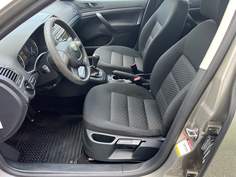 Škoda Octavia (2012) 1.2 TSI - fotka 7 z 27