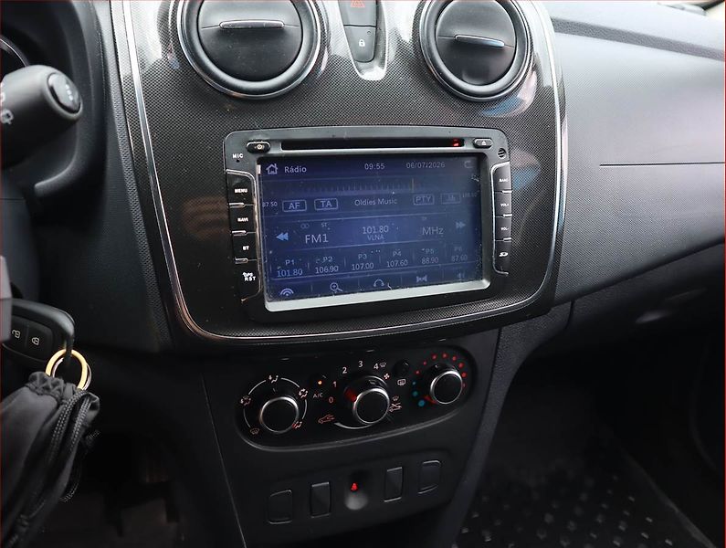 Dacia Logan (2018) 1.0 SCe, Serv.kniha, Tempomat - fotka 12 z 15