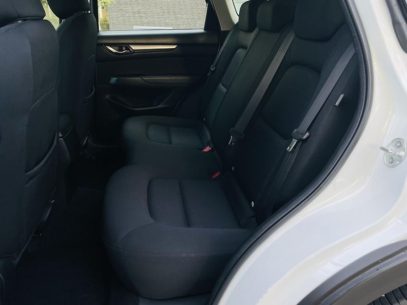 Mazda CX-5 2.0i MANUÁL SERVISKA TAŽNÉ 2WD - fotka 30 z 41