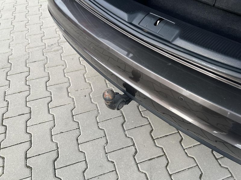 Seat Alhambra (2014) 2,0TDi DSG Style MAX VÝBAVA!!! - fotka 43 z 77